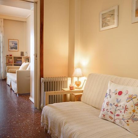 Peraía Metaxa Seafront Apartment מראה חיצוני תמונה