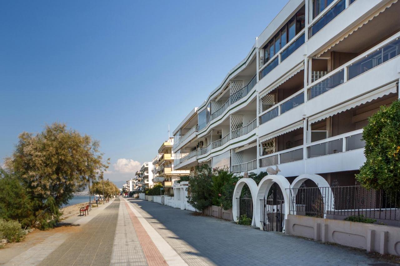 Peraía Metaxa Seafront Apartment מראה חיצוני תמונה