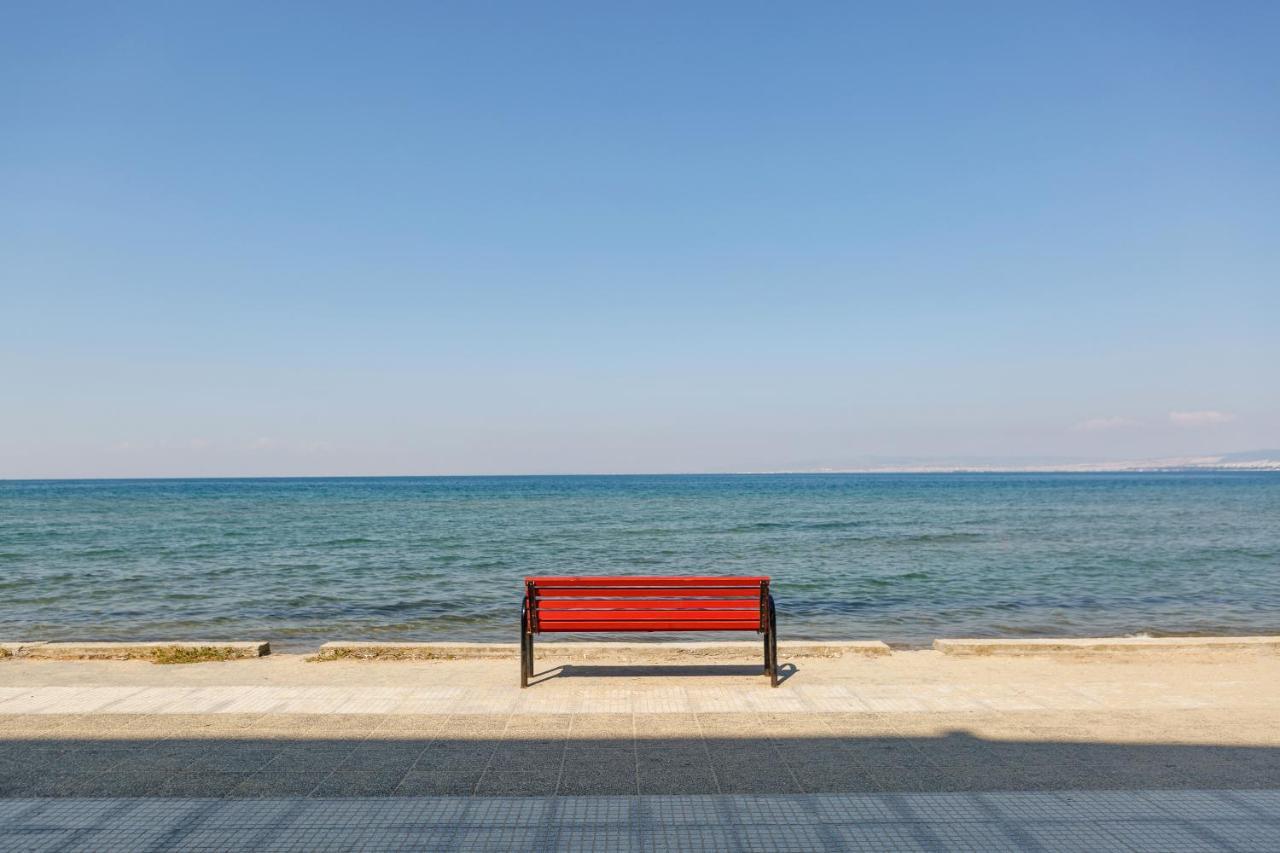 Peraía Metaxa Seafront Apartment מראה חיצוני תמונה