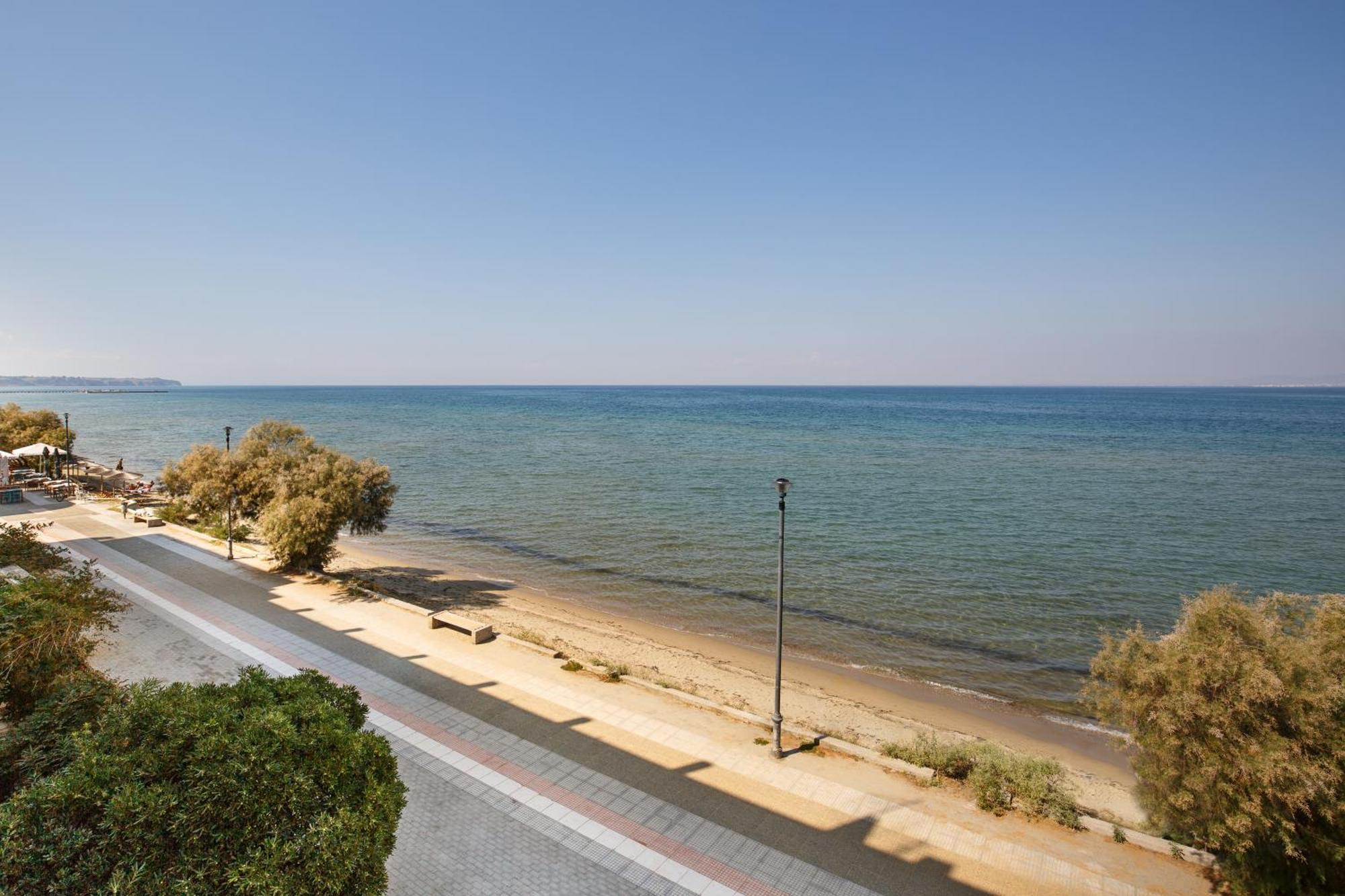Peraía Metaxa Seafront Apartment מראה חיצוני תמונה