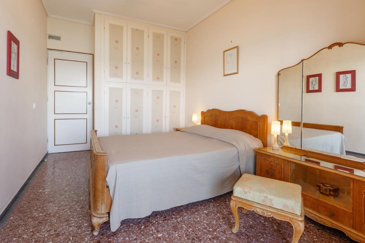 Peraía Metaxa Seafront Apartment מראה חיצוני תמונה