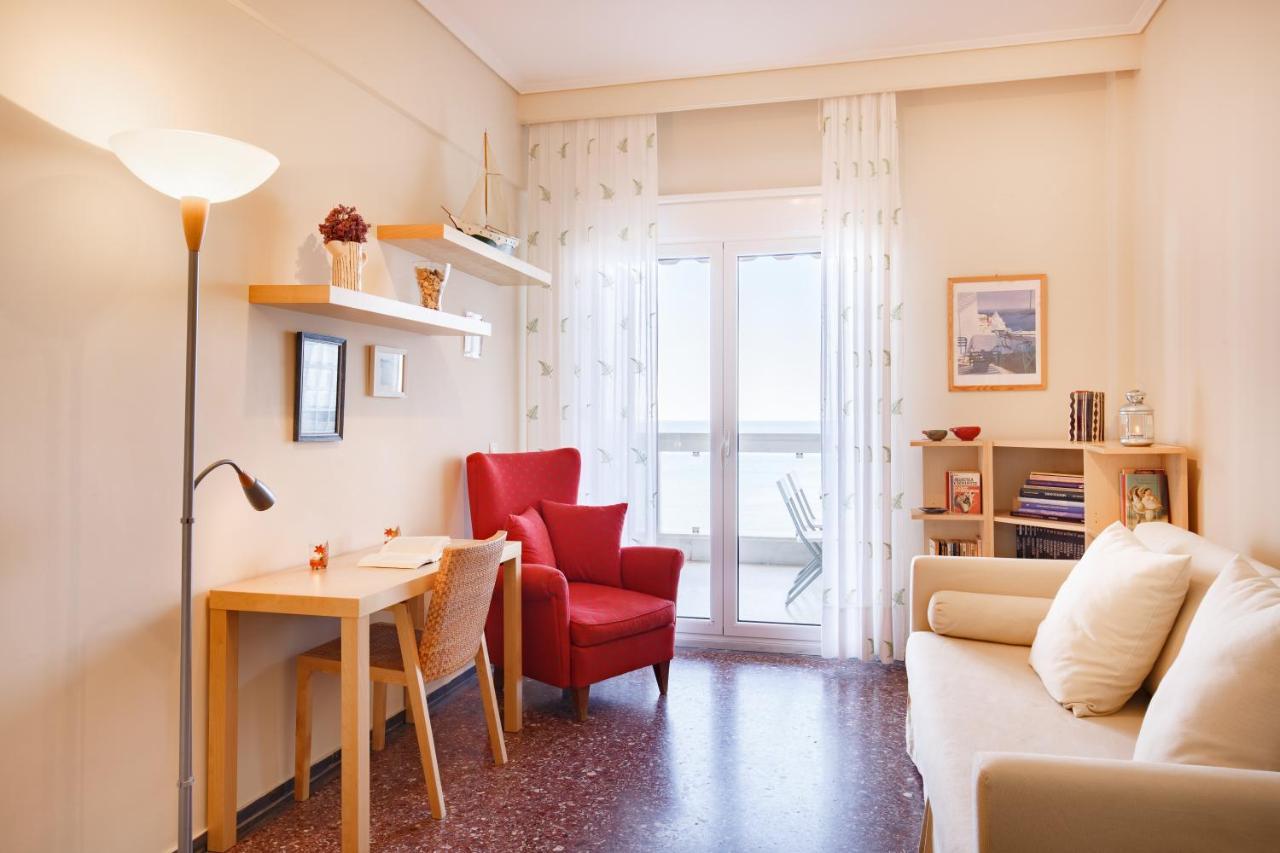 Peraía Metaxa Seafront Apartment מראה חיצוני תמונה